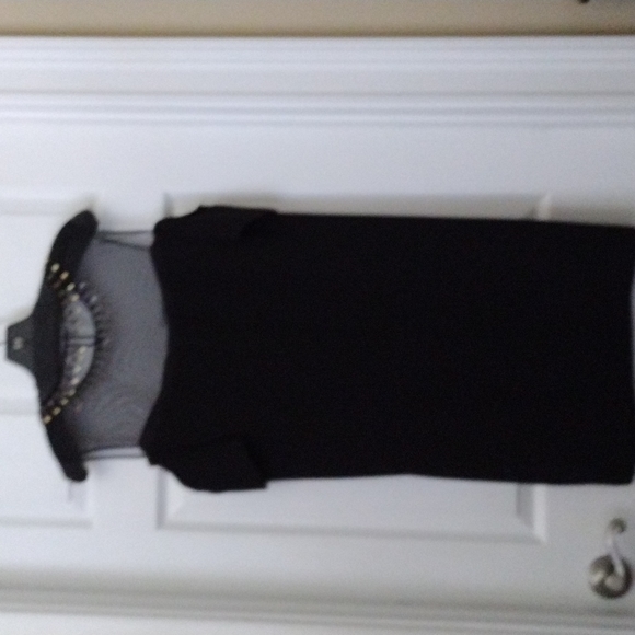 BCBGMaxazaria EUC Cold Shoulder Embellished Cocktail Sheath Dress - Picture 6 of 8